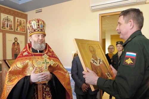 Настоятель Морского собора освятил молельную комнату в Военной академии связи