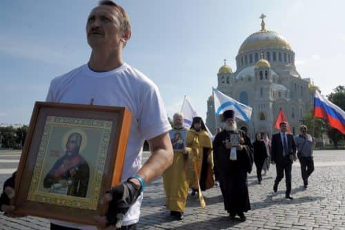Начался водный крестный ход в честь 15-летия прославления святого Феодора Ушакова