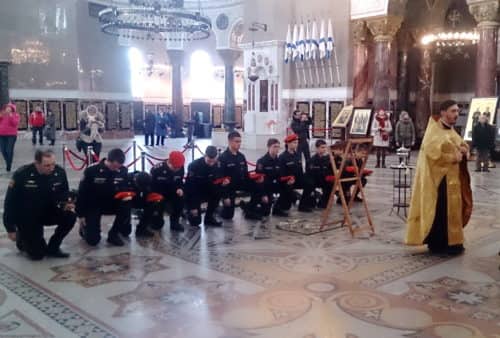 День посвящения в спасатели прошел в Морском соборе День посвящения в спасатели прошел в Морском соборе