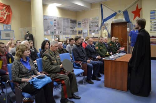 Клирик Морского собора принял участие в проводах призывников