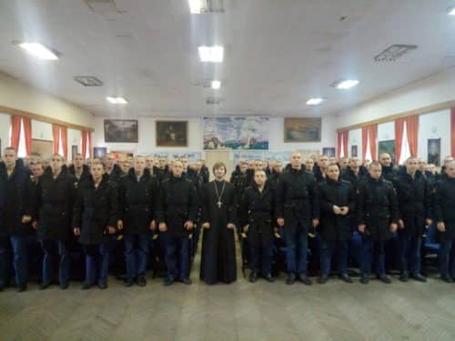Клирик Морского собора поздравил матросов с началом учебного года