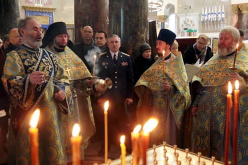 Панихида по погибшим в “горячих точках” совершена в Кронштадтском Морском соборе