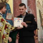 Матросы 907-го Объединенного учебного центра ВМФ награждены церковными грамотами